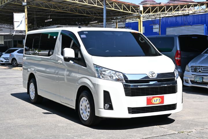 Toyota Hiace 2025 2.8 GL Van ดีเซล เกียร์อัตโนมัติ ขาว