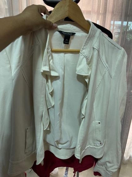 เสื้อแจ็คเก็ตผู้หญิง