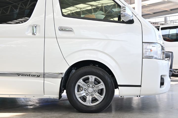 Toyota Ventury 2018 2.7 G Van เบนซิน เกียร์อัตโนมัติ ขาว รูปที่ 4