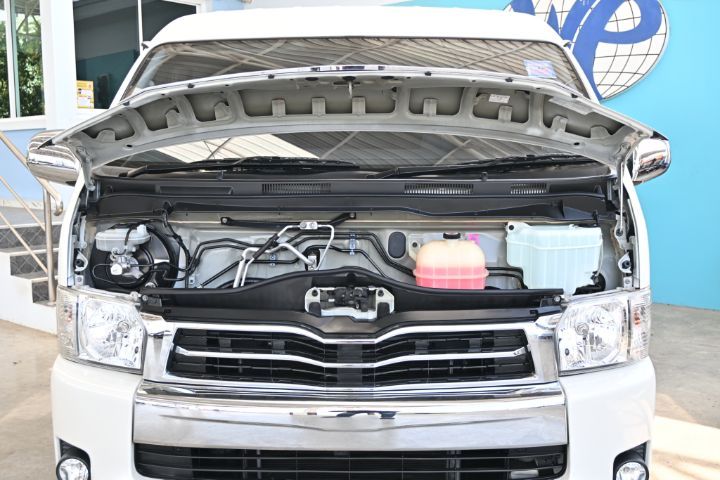 Toyota Ventury 2018 2.7 G Van เบนซิน เกียร์อัตโนมัติ ขาว รูปที่ 3
