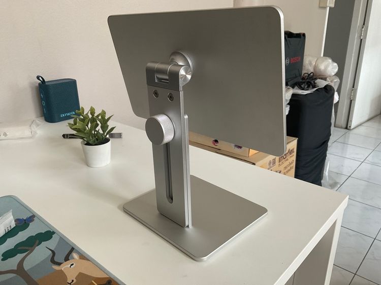 ขาตั้งไอแพดแม่เหล็ก iPad Stand รูปที่ 2