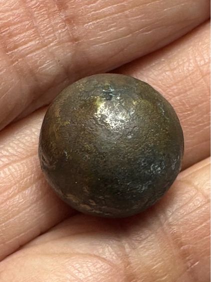 ลูกอม เนื้อเมฆสิทธิ์