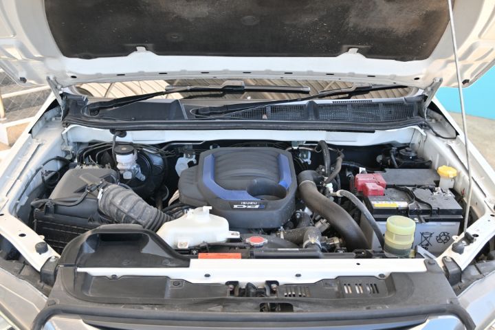 Isuzu D-MAX 2022 1.9 Hi-Lander Z Pickup ดีเซล เกียร์อัตโนมัติ ขาว รูปที่ 4