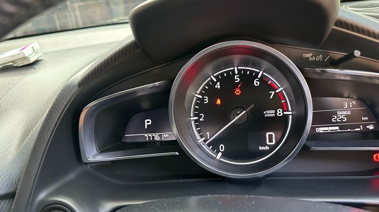 Mazda Mazda 2 2020 1.3 Skyactiv-G S Leather Sedan Sedan เบนซิน ไม่ติดแก๊ส เกียร์อัตโนมัติ ดำ รูปที่ 3