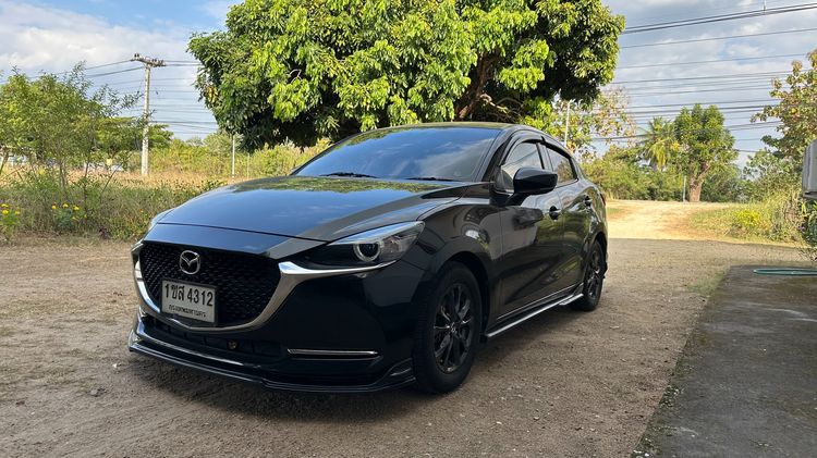 Mazda Mazda 2 2020 1.3 Skyactiv-G S Leather Sedan Sedan เบนซิน ไม่ติดแก๊ส เกียร์อัตโนมัติ ดำ รูปที่ 2