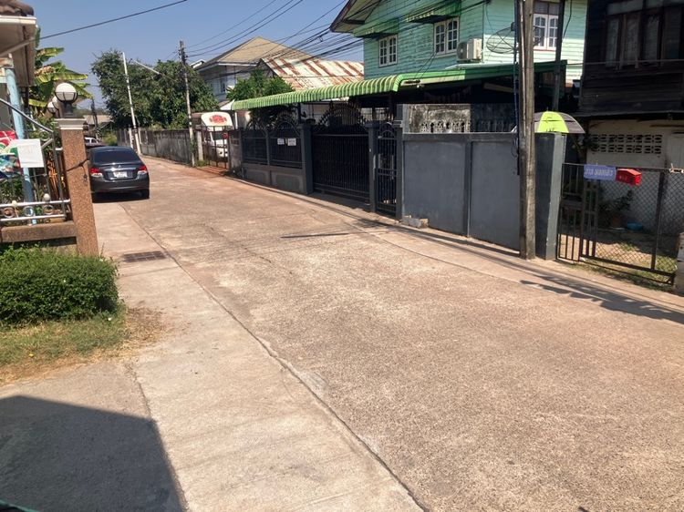 มีบางส่วน 2014 บ้านพร้อมที่ดิน รูปที่ 3