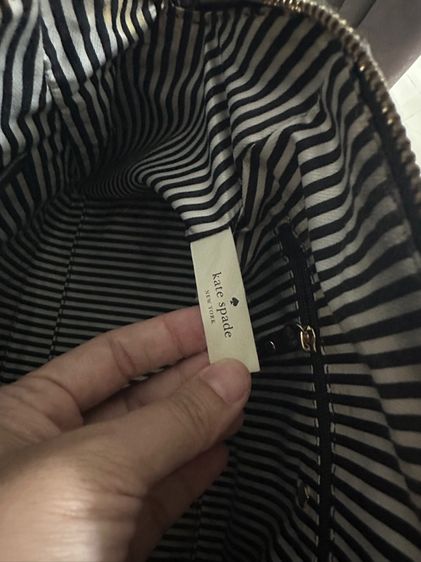 กระเป๋าสะพาย Kate Spade มือสองของแท้ รูปที่ 6