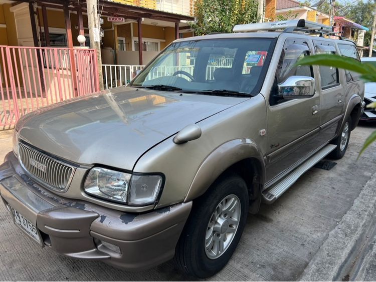 Isuzu Adventure 2001 รุ่นย่อยอื่นๆ Van ดีเซล ไม่ติดแก๊ส เกียร์ธรรมดา บรอนซ์ทอง รูปที่ 3