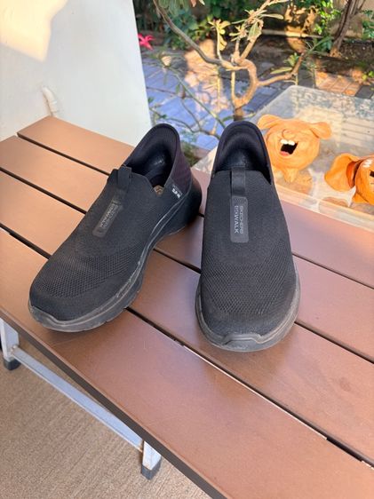 ผ้า รองเท้าผ้าใบ UK 8.5 | EU 42 2/3 | US 9 Skechers รองเท้า Sketchers Go Walk สีดำสภาพดี