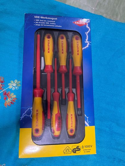 ชุดไขควง หุ้มฉนวน VDE KNIPEX 00 20 12 V02 ชุด 6 ชิ้น รูปที่ 2