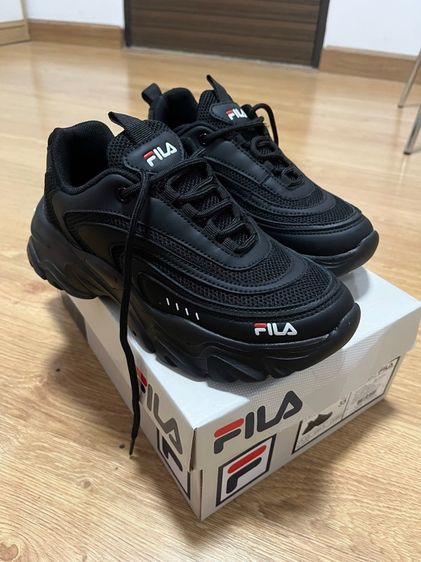 รองเท้า Fila สภาพดี มือสอง รูปที่ 2