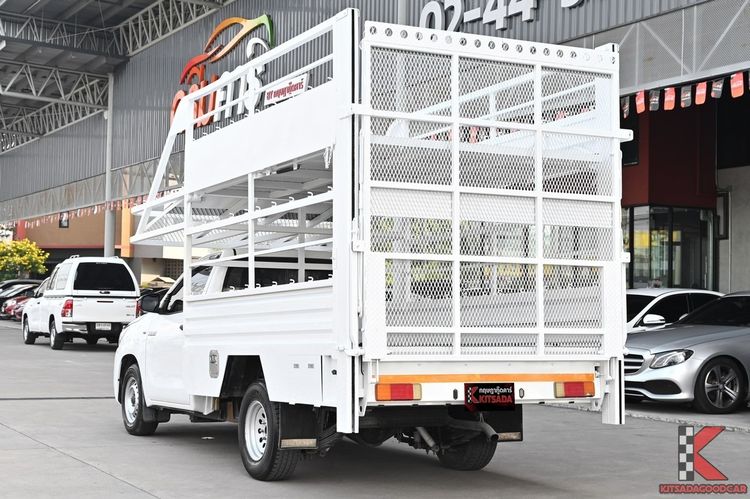 Toyota Hilux Revo 2022 2.4 Entry Pickup ดีเซล ไม่ติดแก๊ส เกียร์ธรรมดา ขาว รูปที่ 3