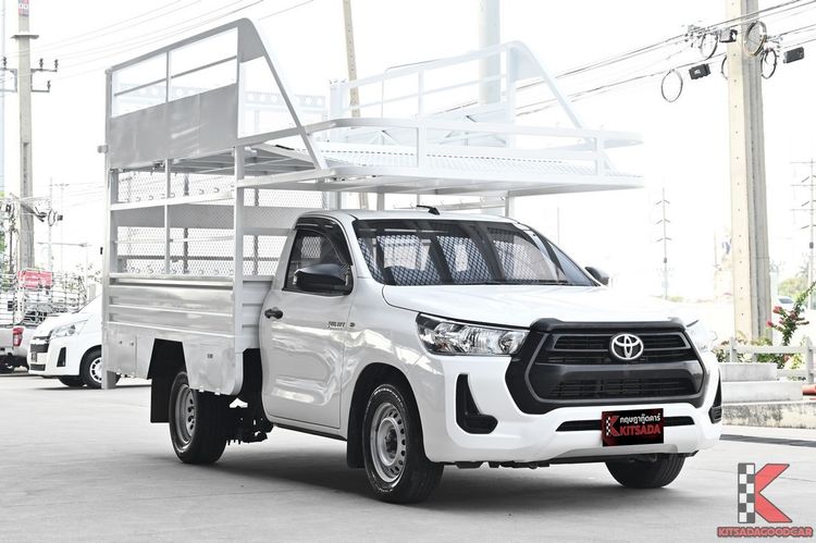 รถ Toyota Hilux Revo 2.4 Entry สี ขาว