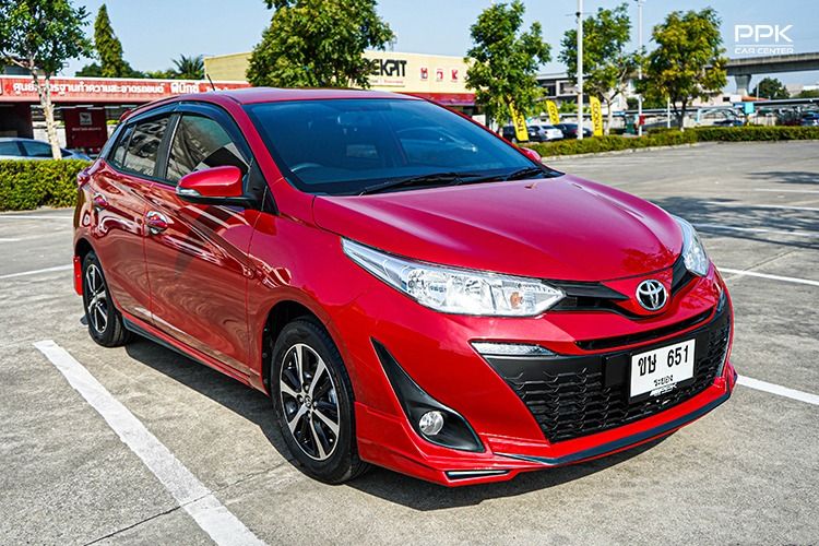 Toyota Yaris 2019 1.2 E Sedan เบนซิน ไม่ติดแก๊ส เกียร์อัตโนมัติ แดง รูปที่ 3