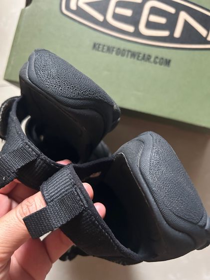 KEEN TRIPLE BLACK รูปที่ 3