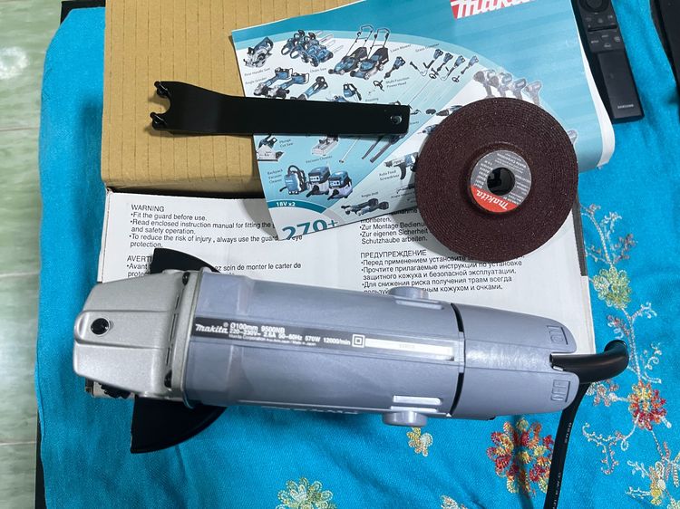 Makita 9500NB เป็นเครื่องเจียรไฟฟ้าขนาด 4 นิ้ว (100 มม.) ยอดนิยมที่ผลิตในประเทศญี่ปุ่น รูปที่ 10