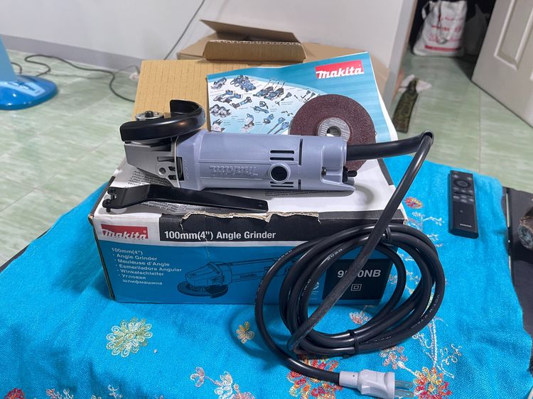 Makita 9500NB เป็นเครื่องเจียรไฟฟ้าขนาด 4 นิ้ว (100 มม.) ยอดนิยมที่ผลิตในประเทศญี่ปุ่น รูปที่ 5