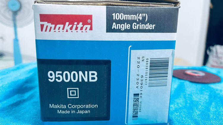 Makita 9500NB เป็นเครื่องเจียรไฟฟ้าขนาด 4 นิ้ว (100 มม.) ยอดนิยมที่ผลิตในประเทศญี่ปุ่น รูปที่ 13