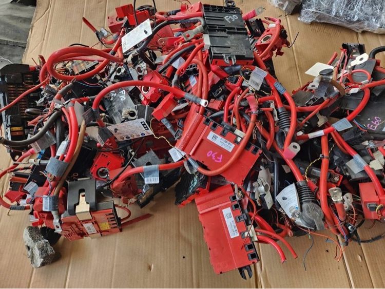 สายไฟขั้วบวก ขั้วลบ BMW E90 E60 F10 F30 F25 F02 F45 F48   รูปที่ 3