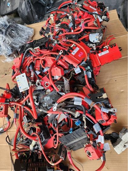 สายไฟขั้วบวก ขั้วลบ BMW E90 E60 F10 F30 F25 F02 F45 F48  