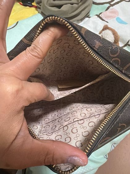 กระเป๋าสะพาย Guess แท้  รูปที่ 3