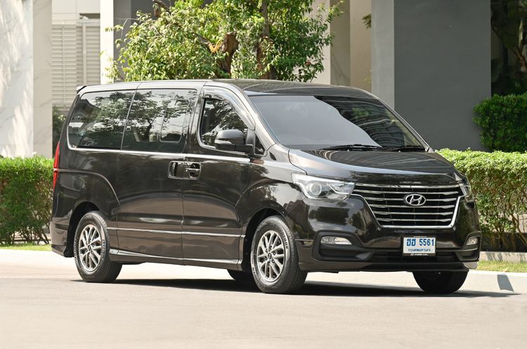 Hyundai H-1  2019 2.5 Elite Van ดีเซล ไม่ติดแก๊ส เกียร์อัตโนมัติ น้ำตาล รูปที่ 2