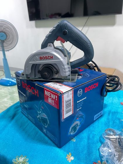 BOSCHGDC140เป็นเครื่องตัดหินอ่อนกระเบื้องแบบใช้มือถือขนาด4นิ้วสภาพ90 รูปที่ 8