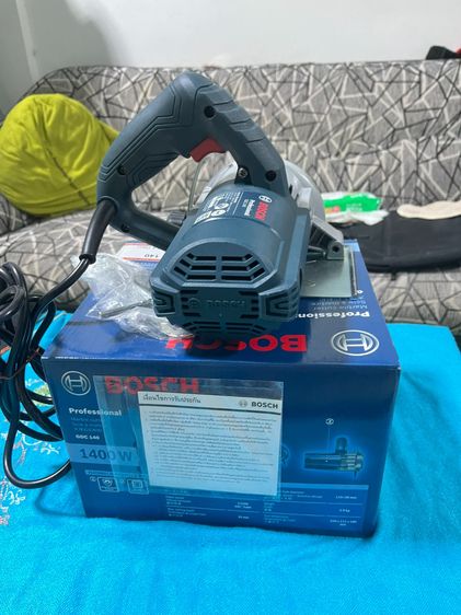 BOSCHGDC140เป็นเครื่องตัดหินอ่อนกระเบื้องแบบใช้มือถือขนาด4นิ้วสภาพ90 รูปที่ 5