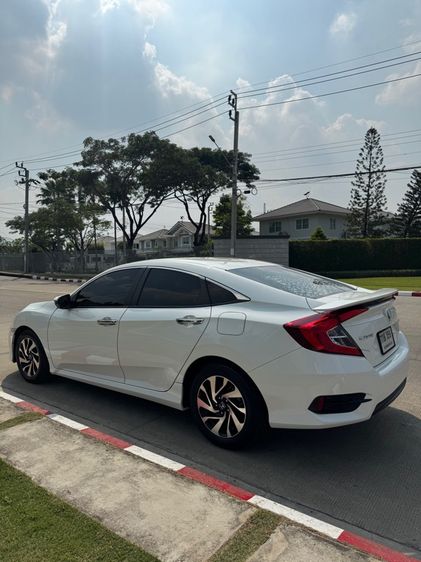 Honda Civic 2018 1.8 EL i-VTEC Sedan เบนซิน เกียร์อัตโนมัติ ขาว รูปที่ 4