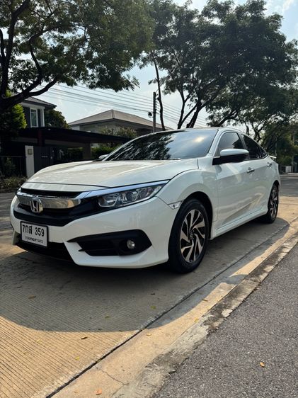 รถ Honda Civic 1.8 EL i-VTEC สี ขาว