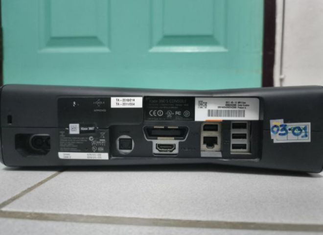 Xbox360 มือ2 เล่นแผ่นก๊อปได้ มีคลิปทดสอบเครื่องให้ดู (แถมจอย ,แผ่นเกม21แผ่น ,สายไฟ) รูปที่ 6