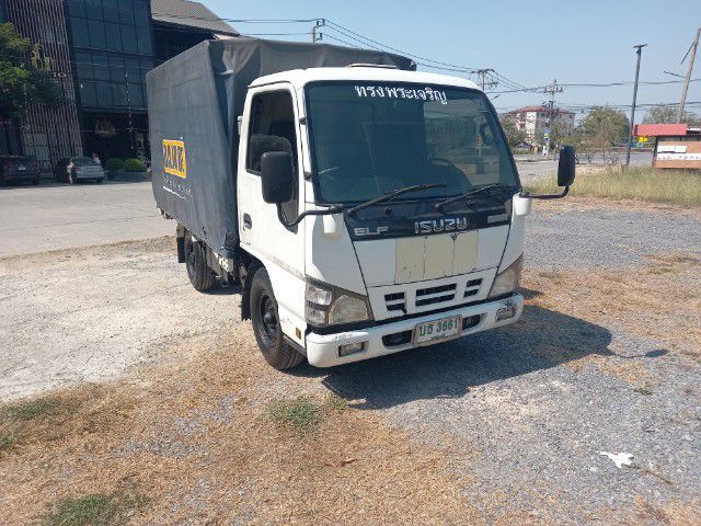2007 Isuzu nkr เครื่อง 2008 4 ล้อกลางรถห้างแท้สภาพเดิมๆ สวยมากว่ายกได้มีข้อ แอร์ ครบ สภาพสมบูรณ์ยางใหม่พร้อมใช้สวยมากครับ รูปที่ 2