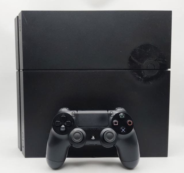 เครื่องเกมส์โซนี่ เพลย์สเตชั่น PS4 (Playstation 4) เชื่อมต่อไร้สายได้ Sony PlayStation 4 Model : CUH-1206B