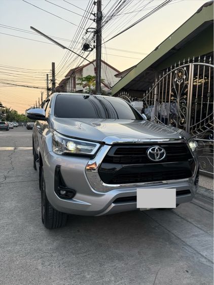 Toyota Hilux Revo 2022 Smart Cab 2.4 Mid Prerunner Pickup ดีเซล ไม่ติดแก๊ส เกียร์อัตโนมัติ เงิน รูปที่ 2