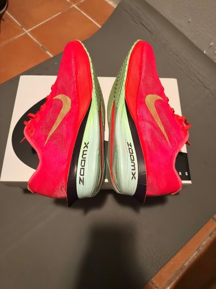 NIKE ZOOMX VAPORFLY  รูปที่ 4