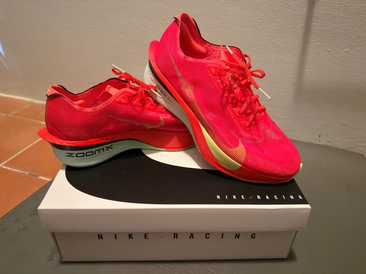 ผู้ชาย แดง รองเท้าวิ่ง NIKE ZOOMX VAPORFLY 