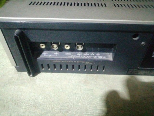 
เครื่องเล่นวิดีโอเทป National NV-450 รูปที่ 2