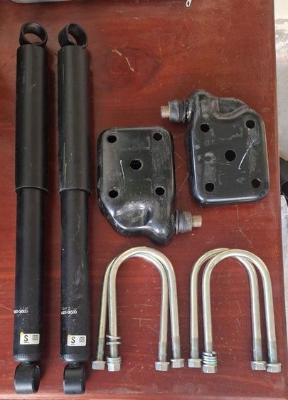 โช๊คอัพหลัง revo กระบะตอนเดียว