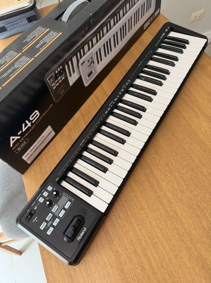 Roland A-49 MIDI Keyboard Controller (49 Keys) — Like New รูปที่ 2