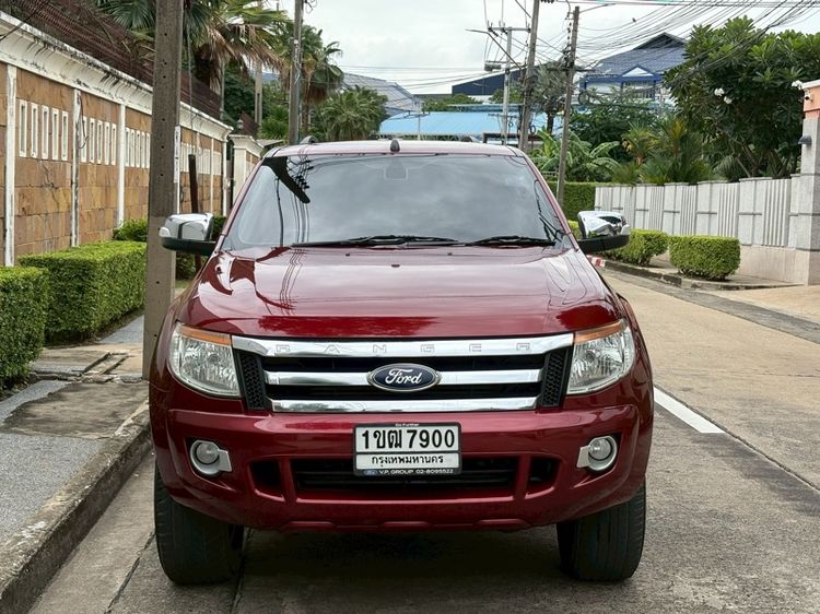 รถ Ford Ranger 2.2 XLT สี แดง