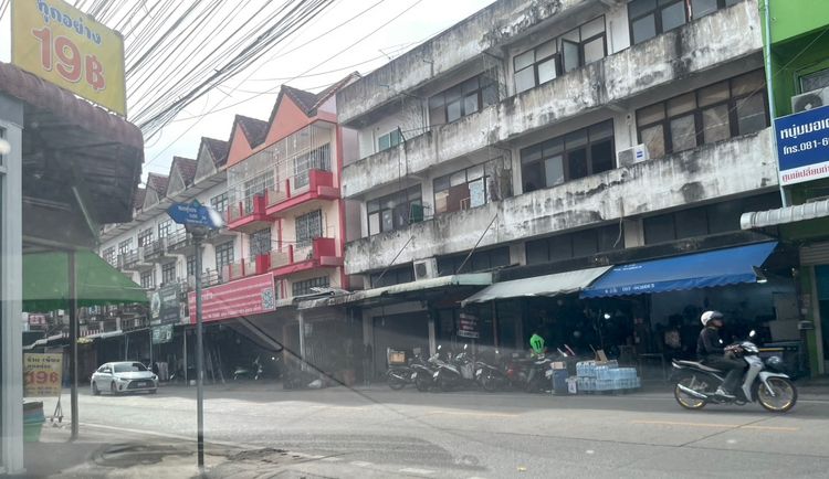 ขายบ้านเดี่ยว 2 ชั้น 60 วา คู้บอน 27 แยก 38  รูปที่ 2