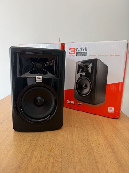 🔊 JBL 305P MKII Studio Monitor Speakers (Pair) — Like New, Boxed รูปที่ 2