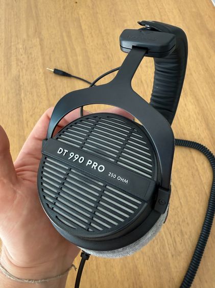 Beyerdynamic DT 990 Pro 250 Ohm — Like New (Boxed)