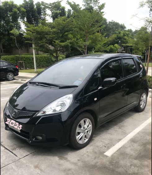 Honda Jazz 2013 1.5 V i-VTEC เบนซิน ไม่ติดแก๊ส เกียร์อัตโนมัติ ดำ รูปที่ 2