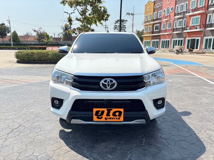 Toyota Hilux Revo 2019 2.8 J Plus Pickup ดีเซล ไม่ติดแก๊ส เกียร์ธรรมดา ขาว รูปที่ 3