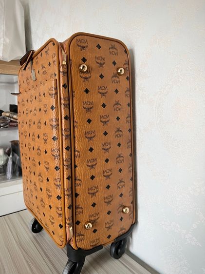 กระเป๋าเดินทางmcm รูปที่ 3