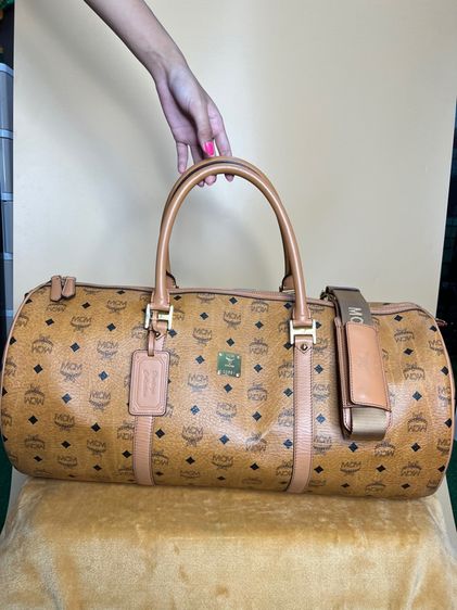 กระเป๋าเดินทางmcmของแท้