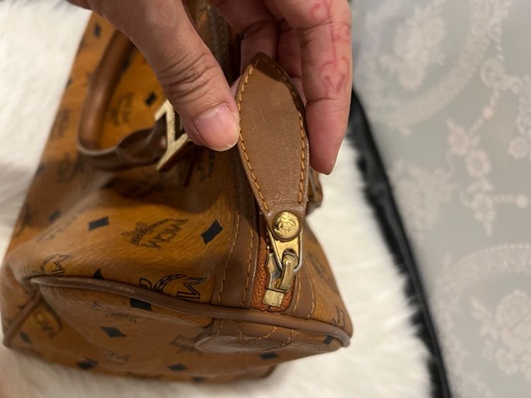 กระเป๋าถือmcm รูปที่ 6