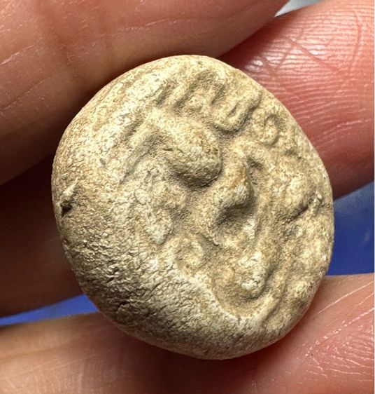 🙏พระผงจันทร์ลอย เก่า  ไม่ทราบที่🙏พระสมเด็จพิมพ์โบราณฐานห้าชั้น มึซ่อมมุมเดิม องค์ละ1000 รูปที่ 3