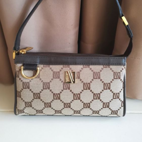 กระเป๋า​แบรนด์​ DIANA​ Valentino​  มือ​ 2 รูปที่ 2